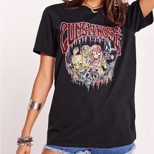 Missguided X Gildan Guns n Roses Slogan Tour Tee Women’s Large